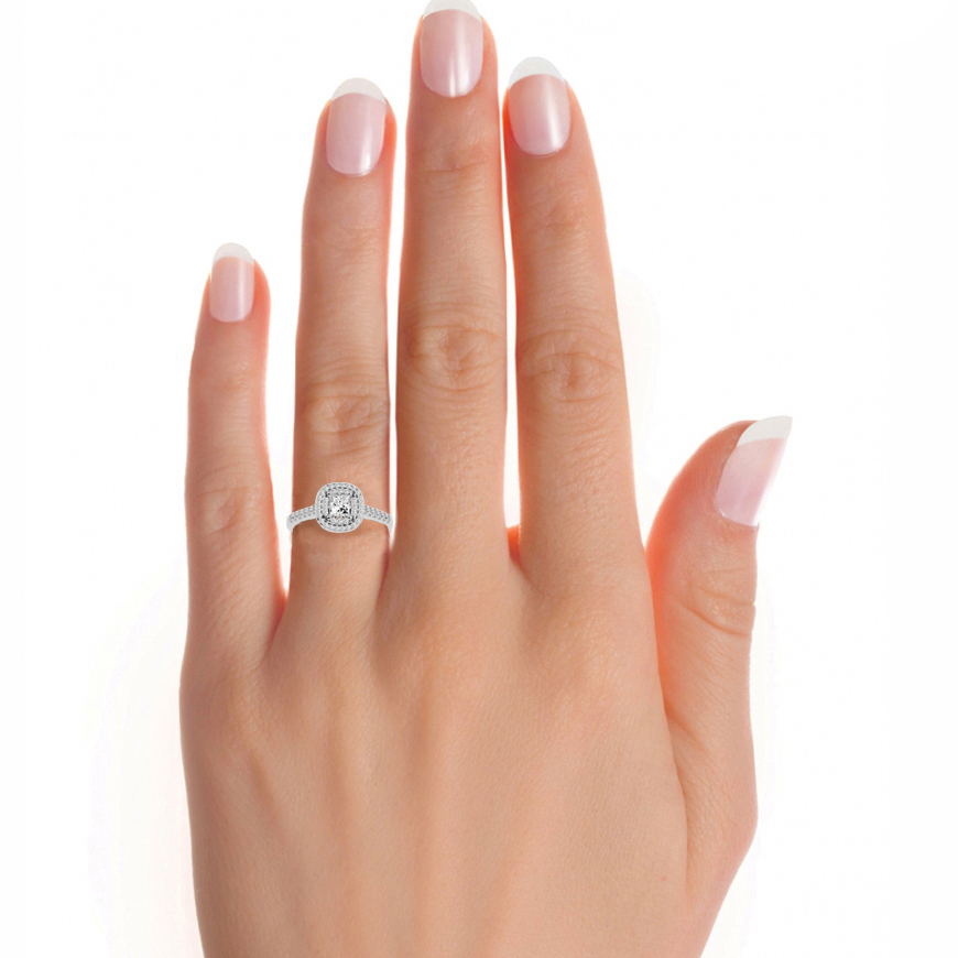 Octavia Diamond Halo Ring